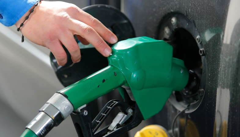 Copec, Aramco y Shell: estos son los convenios y beneficios para pagar menos por combustible en Chile